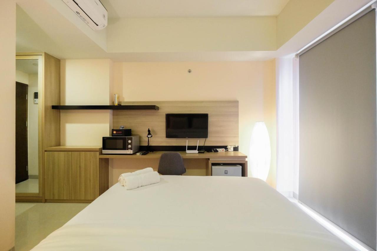 Apartemen Fully Furnished No Kitchen At Mustika Golf By Travelio